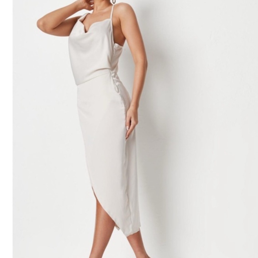 Missguided Cream Pencil Skirt